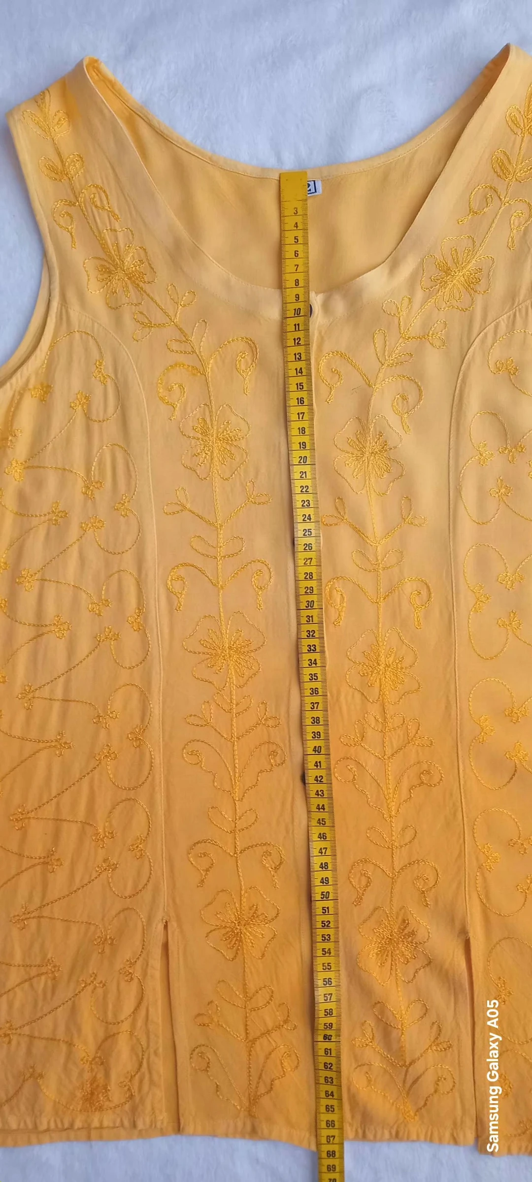 Top bordado com gradiente amarelo - T 2(M) Feito na Índia - Novo – photo 5